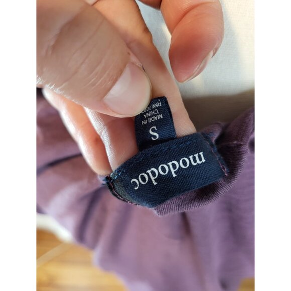 Mod o Doc Size S Purple/Red Short Sleeve V Neck Sleeve Top - Picture 6 of 6